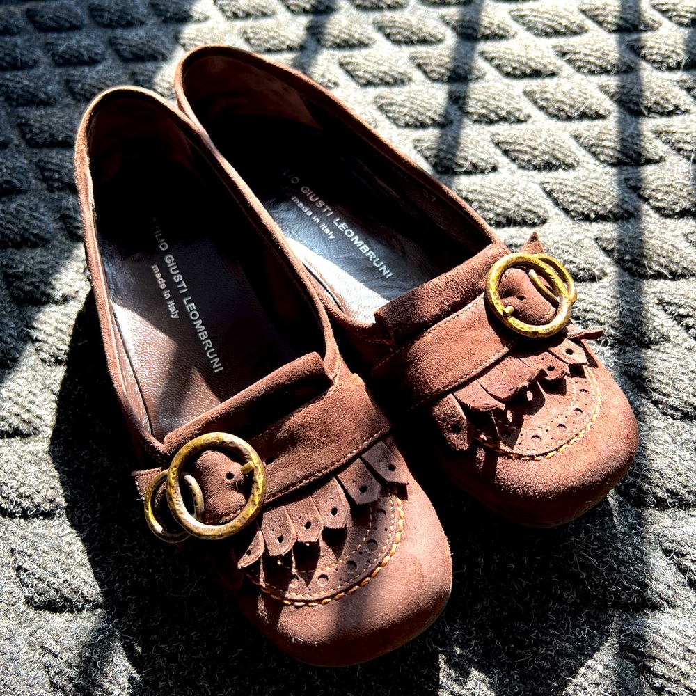 Attilio Giusti Leombruni Brown Suede Ballet Flats